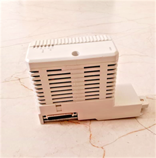 ABB 3BSE018135R1 CI858